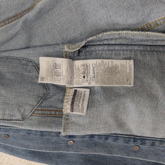 LEVI'S RELAXED FIT JACKET. - Picture 11 of 17